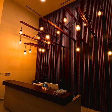 Piano And Gold At The Signature, Tetteh Quarshie Accra Exterior photo